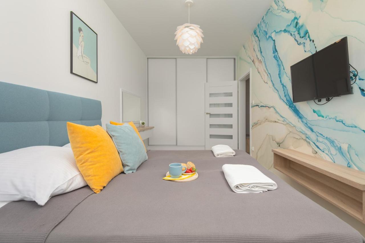 Apartment Sunset By Renters *